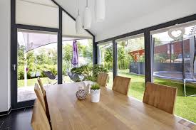 So einen balkon hat nicht jeder. Einfamilienhaus Mit Wintergarten Massgeschneidert Modell Sonnenhugel Ein Fertighaus Von Gussek Haus