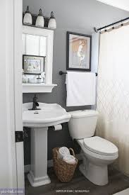 صور ديكورات حمامات مودرن افكار واشكال حمامات صغيرة وكبيرة Small Bathroom Decor Bathroom Makeover Small Bathroom