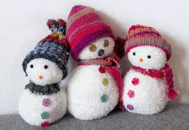 Weihnachtsdeko selber machen ideen zum basteln mit. Mit Kindern Eine Knuffige Winterdeko Basteln Schneemann Zum Kuscheln