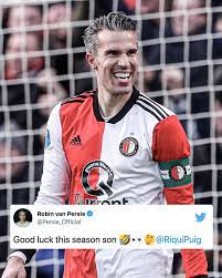 Nee, het schijnt toch echt riqui puig te zijn die hier op de foto staat. Bx4ta Ibt Pc9m