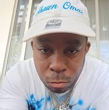 Cheesecake OR Brownie