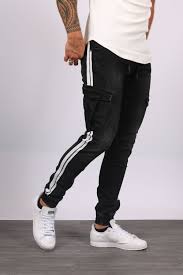 Pantalón m y sudadera xl usado dos veces, me compré cosas en la cuarentena que no necesito y que ahora tengo que vender por la mitad de d. Joggpants Homme Noir Bande Blanche 113
