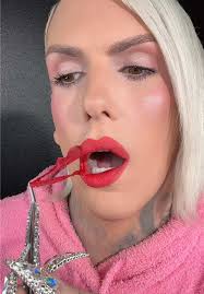Jeffree Star Bloodstain Lip Balm