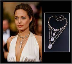 Angelina Jolie Diamonds Wouldn T These Be Fun To Borrow Angelina Jolie Wedding Dress Angelina Jolie Wedding Angelina Jolie