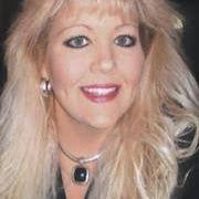 Shawna Bender's Instagram, Twitter & Facebook