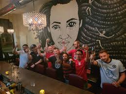 Be honest, how many real fans ln this group, only say ' Yes '