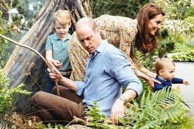 Kate middleton is a great mom to prince george, princess charlotte, and prince louis. Prince William And Kate Middleton Shared New Family Photos Of Their Children