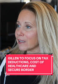 Laura Dillinger's Instagram, Twitter & Facebook