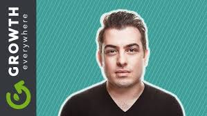 How to Build an Email List with Derek Halpern Who Built a 300K Subscriber  List