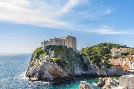 The walls facing the sea are up to 12 meters thick, but on the eastern side facing the town the walls are only 60 centimetres thick. The 10 Best St Lawrence Fortress Fort Lovrijenac Tours Tickets 2021 Dubrovnik Viator