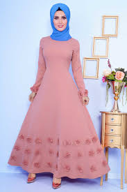 Pazar gunu kardesimin yuzuk takilacak bu elbisenin ustune hangi renk gider sizce kizlar resimli. Gul Kurusu Elbise Ustune Ne Renk Sal Olur Tarz Kadin