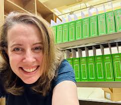 The Bridgerton Collector's Edition, Vol 1, just hit the USA Today  bestseller list at #10!!! I'm over the moon--thank you!!!!