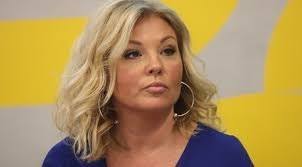 Gesztesi pankát monacóban kapták lencsevégre! Liptai Claudia Osszeomlott Gesztesi Karoly Temetesen Borsonline