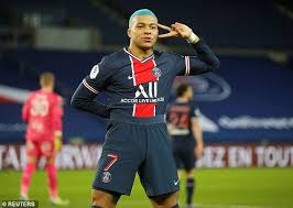 Taken at pick 15 in 2015 draft, richmond landed a gem. Paris Saint Germain 2 0 Lorient Kylian Mbappe And Moise Kean On Scoresheet For Hosts Readsector