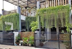 Rumah terdiri atas 2 lantai pagar dengan mempertimbangkan jarak yang sangat dekat antara pagar dan teras depan, maka model pagar dibuat ringan dan rendah, dengan. Desain Cerdas Rumah 2 Lantai Lt 126m Lb 220m Elegan Dengan Musala