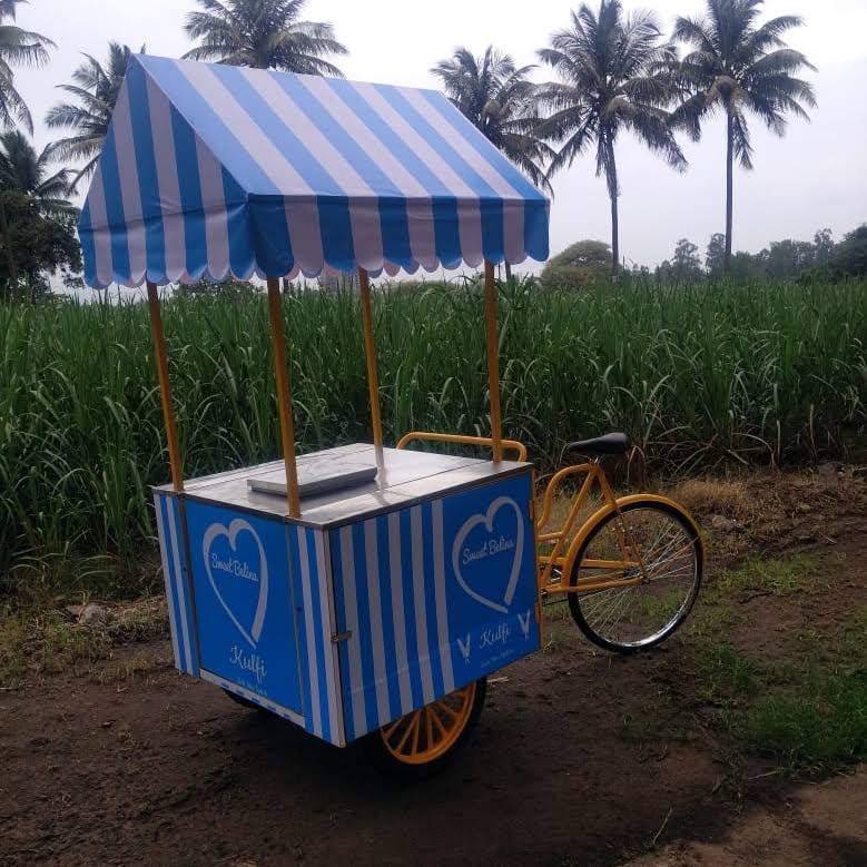 Deep Freezer On Wheel product image