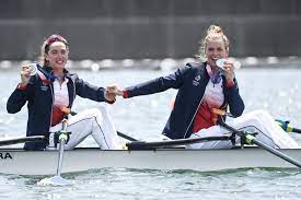 Vous souhaitez découvrir l'aviron en plein air, en mer ou rivière, ou êtes plutôt attiré par la pratique de l'aviron indoor? Iszgcidjritv8m