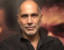 Guillermo Arriaga (autor de Salvar el fuego)