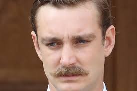 Pin de David Jacquet en pierre casiraghi