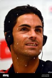 Mikel thomas hi-res stock photography and images