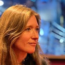 Kellie Bender's Instagram, Twitter & Facebook