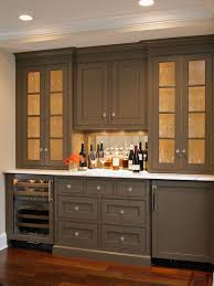 best way to paint kitchen cabinets with