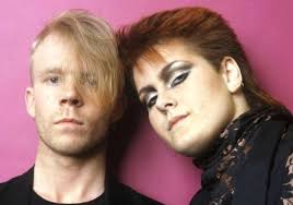 This song was an absolute classic back in the 80's. Alison Moyet and Vince  Clarke......such an awesome combination. Legends ❤️🎶🎵🎼