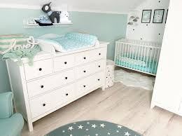 Frau Kauf On Instagram Interiordesign Kidsroom Babyroom Boy Maikafer Babyjunge Mint Blau Petrol Grau Farbspiel Ikea Wohnzimmer Ikea Babyzimmer Wickelaufsatz