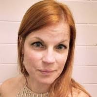 Elizabeth Macdougall's Instagram, Twitter & Facebook