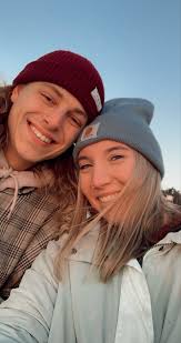 Olivia Earl and Colin De Young's Wedding Website