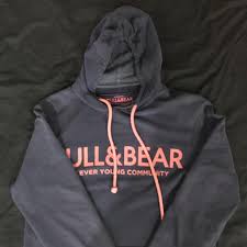 Zara (zara) of europe as a sister brand of popular casual brand pull & bear (pull and bear)! Pull Bear Sweater Men S Fashion Clothes Outerwear On Carousell
