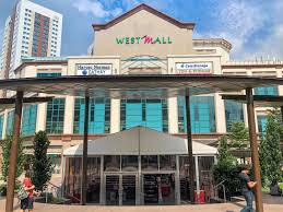 Hotels near yew tee hotels near bukit gombak hotels near bukit batok hotels near choa chu kang hotels near popular johor bahru categories. West Is Best The Underrated Residential Gem Bukit Batok Is 99 Co