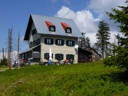 Sie befindet sich direkt unterhalb des großen rachel (1.453 m). Waldschmidthaus Wikipedia