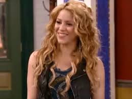 Instead of going against the person she was supposed to, she demands that she kicks either alex or justin's butt. Wizards Of Waverly Place Guest Stars You Forgot About Insider