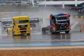 Economisez avec notre option de livraison gratuite. 24 Heures Du Mans Camion Superman