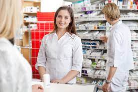 They work in retail pharmacies and hospitals. How Much Do Pharmacy Technicians Make