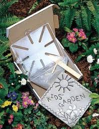 Stepping stones are great keepsakes and make wonderful gifts for grandparents or other loved ones! 31 Best Milestones Stepping Stone Kits Ideas Stepping Stone Kits Stone Stepping Stones