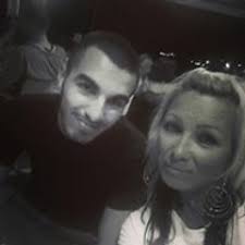 Stream Debra Fowler music