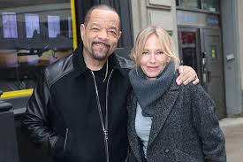 Kelli Giddish Recalls First Thing Ice-T Said to Her When They Met on “Law & Order: SVU” Set (Exclusive)