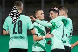 | hier findet ihr alle news, videos, bilder, infos und vieles mehr zur fohlenelf und zum verein. 5aqcpdnzdipf5m