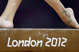 Italy's vanessa ferrari performs at the tokyo 2020 olympic games on july 25, 2021, in tokyo. Pain Is Temporary Pride Is Forever Sinngemass Schmerz Ist Verganglich Stolz Bleibt Fur Immer Mit Dieser Einstellung Hat Sich Marcel Nguyen Zwei Silbermedaillen Erturnt Stuttgarter Zeitung