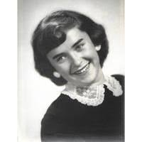 Edith Barr's Instagram, Twitter & Facebook