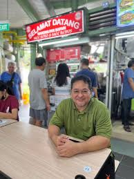 Behind-the-Bib: Selamat Datang Warong Pak Sapari's Secrets to Success