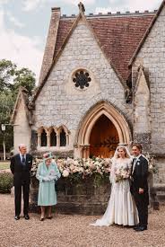 Princess Beatrice Wedding Dress Pictures And Details
