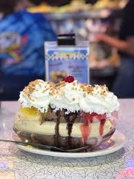 Mel S Classic Diner A Classic 1950s Diner Experience Pigeon Forge Tn 1950s Diner Diner Recipes Diner