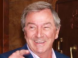 Gyles Brandreth hails Des O'Connor as the last 'all-round variety  entertainer'