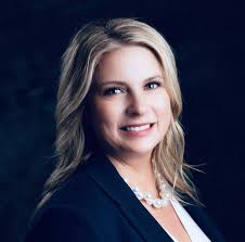 Amanda Odette's Instagram, Twitter & Facebook