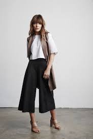 More than 5 million downloads. 5 Ways To Mix Match Your Culottes In 2021 Fashion Fashion Outfits Work Fashion