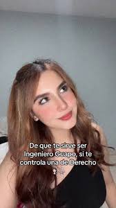 Dominio de la Abogacía: Ingenieros y Estudiantes de Derecho