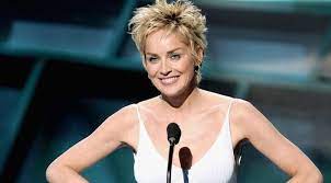 Maybe you would like to learn more about one of these? 30 Short Hairstyles For Women Over 50 To Look Stylish Haircuts Hairstyles 2021